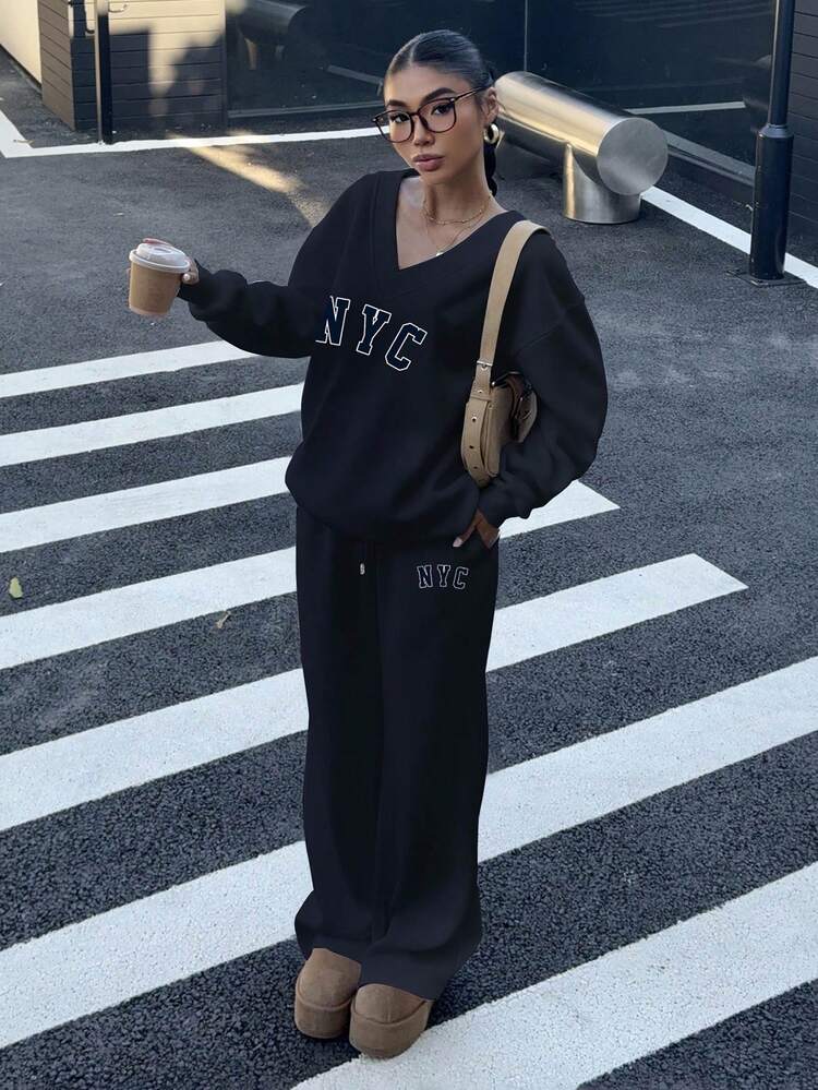 Muchica 2 件纽约印花海军蓝 V 领超大蓬松羊毛弹力宽松运动衫和运动裤套装，适合秋冬休闲装 - 藏蓝色 - 查看 5