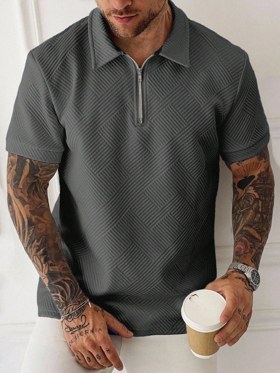 Manfinity Homme 男士纯色半拉链休闲短袖 Polo 衫，夏季男士 T 领 T 恤，男士休闲上衣，拉链 Polo 衫，灰色上衣 - 深灰色 - 查看 1