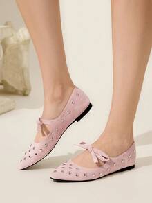 CUCCOO CHICEST 女士优雅休闲平底鞋，蝴蝶结和铆钉装饰，圆头/方头，舒适绒面革一脚蹬芭蕾平底鞋，适合通勤、工作、下午茶、约会、上学、百搭衣橱、秋冬 - 粉色 - 查看 4