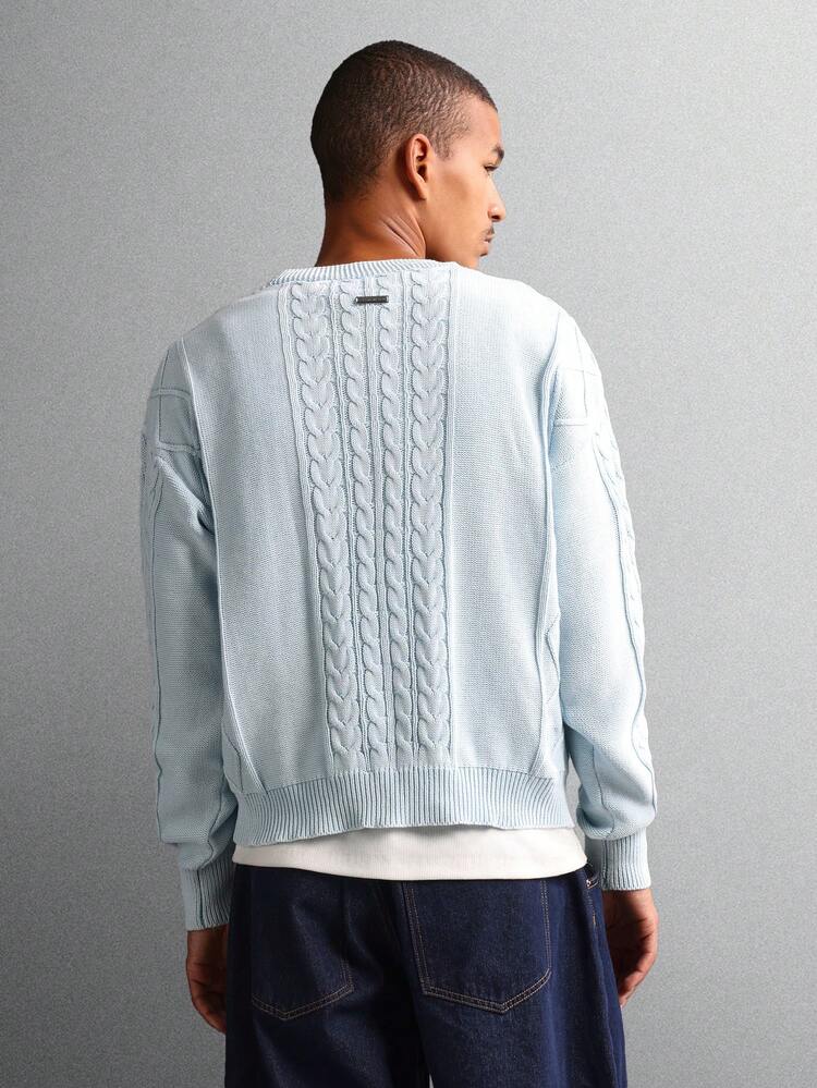 Kardigan z dzianiny kablowej o regularnym kroju z guzikami