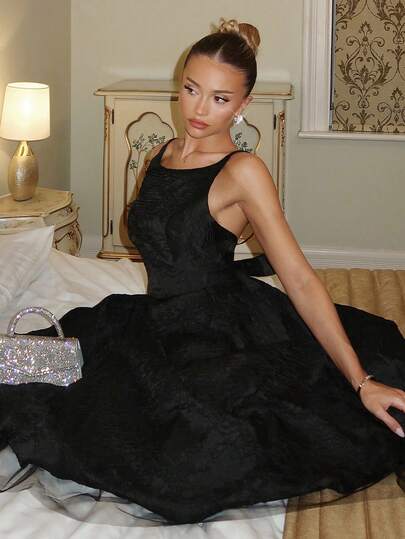  Glamine Women's Black Textured Floral Jacquard Maxi Dress, Bow Backless Maxi Dress, Romantic Holiday Style, Black Jacquard Dress, Black Dress Wedding Guest Dress, Black Jacquard Satin Dress, Vintage Style, Holiday Style, Urban Comfort, Sweet Style, Street Style, Satin Graduation Dress, Retro Fashion, Party Essential, Backless Top, Girly AU, Evening Party, High-End Elegance, Cool Products, Concert Clothes, Refreshing Dress, Flower Fashion, Vintage Flowers, #Dignified, #Affordable Fashion Blossom Vogue Ancient Florals Autumn Dress