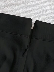 Franclia 纯色，修身，真口袋，收腰设计，3D荷叶边装饰，拉链，纽扣，假日，度假，优雅，休闲，通勤，简约，性感，时尚女士喇叭短裤，春夏 - 黑色 - 查看 3