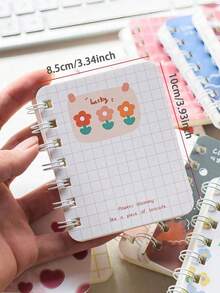 SHEIN Set de 4 cuadernos espirales con adornos florales, mini diarios de bolsillo tamaño A7, portátiles para la oficina - Multicolor - Ver 6