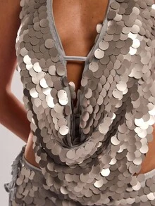 SHEIN BAE 女士夏季性感华丽珍珠白亮片波西米亚风沙滩度假音乐会女士吊带夏季上衣，女士夏季，夜店女士性感 - 銀色 - 查看 3