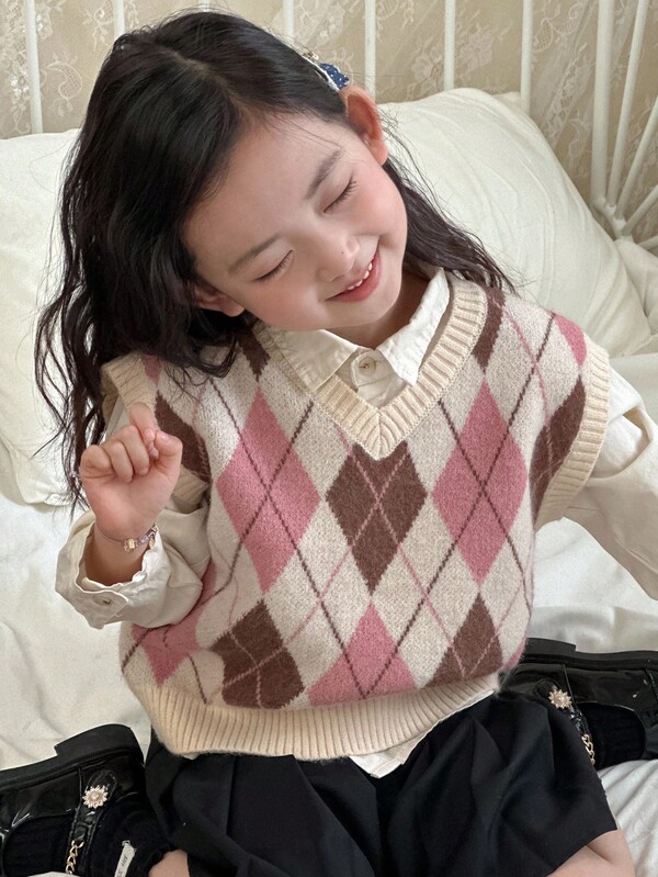 DAZY Girls (Small) V-Neck Sweater Vest, Autumn/Winter