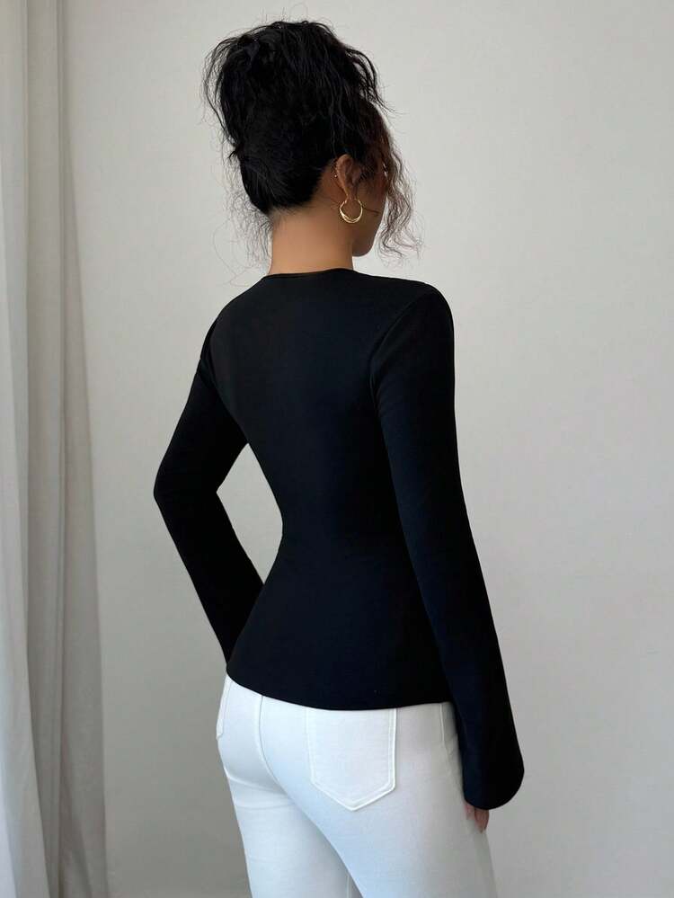 Selianne Áo thun nữ dáng ôm khoét lỗ màu trơn thanh lịch dành cho người đi làm - màu đen - Xem 2