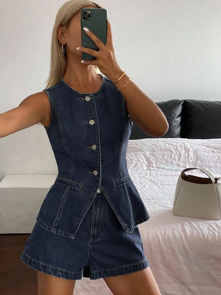 Women's Round Neck Sleeveless Vest And Loose Shorts Vacation Style Denim Set