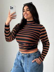 SHEIN EZwear 大码休闲条纹立领短款T恤，秋冬 - 黑色 - 查看 3