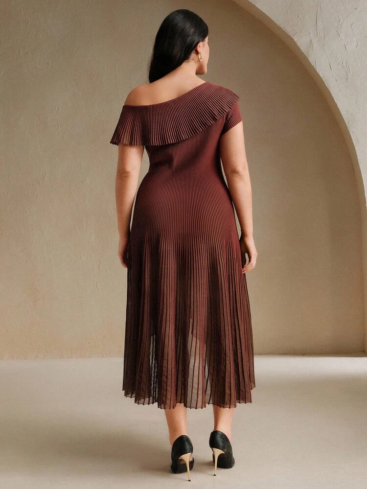 Plus Size Ruffle Hem Solid Color Asymmetric Shoulder Fitted Dress