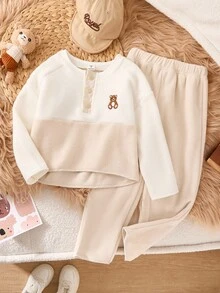 SHEIN 2pcs Toddler Boys Bear Pattern Fluffy Sweatshirt And Straight Leg Pants Set Fall Winter - Beige - View 1