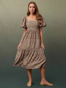 WESTFADE Floral Print Corduroy & Scallop Lace Short Puff Sleeve Tiered Midi Dress Fall, Autumn, Winter, Boho Outfit, Casual Western Wear For Women, Cute Country Concert Outfit