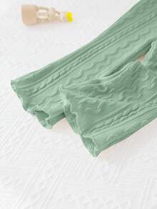 SHEIN Babygirl Green Ruffle Trim Long Sleeve Top And Elastic Waist Flare Pants Set, Autumn/Winter Mint Green Baby Girl Set Baby Girl Mint Green Outfit Toddler Girl Green Outfit Set Baby Girl Green Outfit Set Woven Green Outfit Set Baby Fall - Green - View 10
