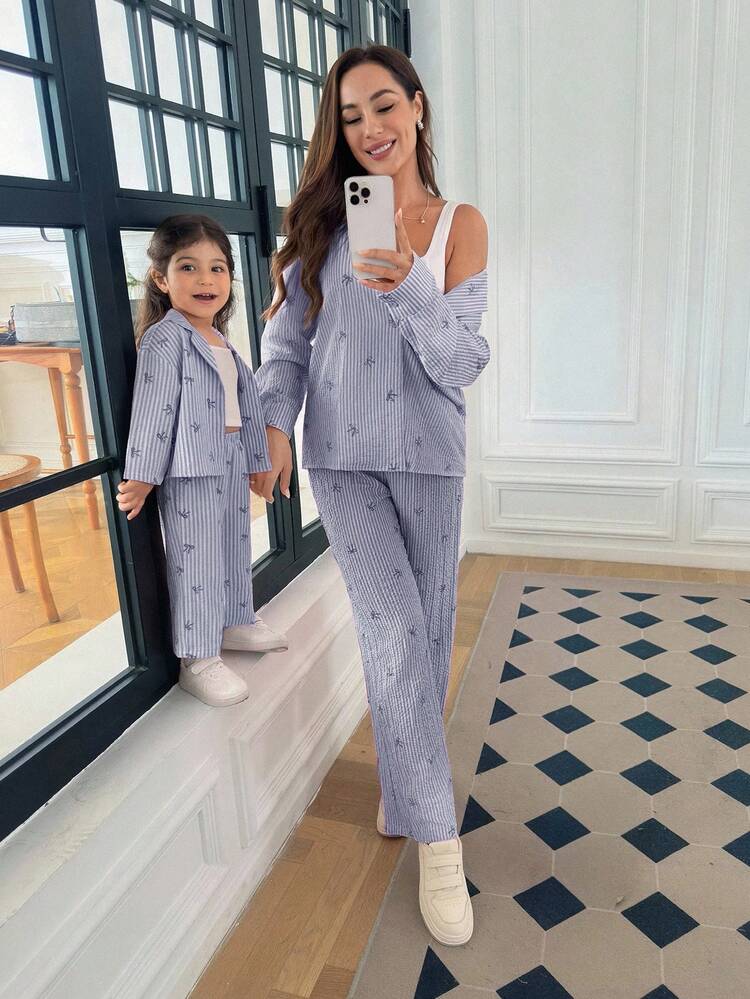 Conjunto de camisa de manga larga con lazo y pantalones de cintura elástica a rayas azules y blancas, estilo casual y versátil para bebé niña - Azul y blanco - Añade 8
