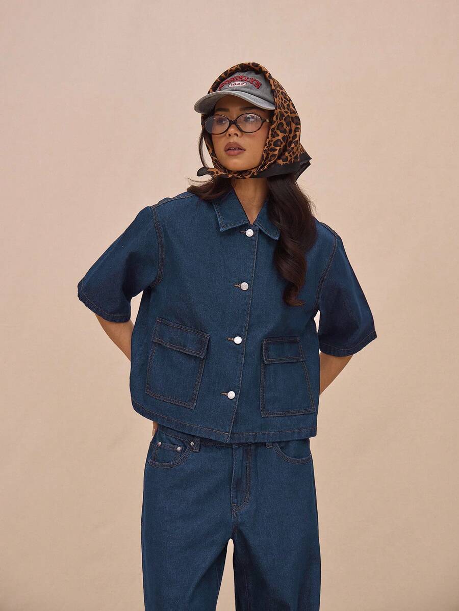 MUSERA 宽松版型翻领纽扣中袖牛仔上衣，适合夏季休闲、可爱度假、书店、音乐节、音乐会、西部风情、返校季、街头风、工作、办公室、秋季、冬季、纳什维尔绿洲、时尚春季穿着。 - 霧霾藍 - 查看 1