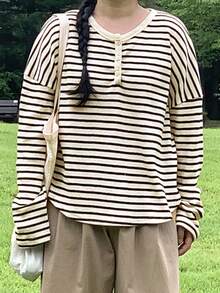 DAZY 大码落肩条纹T恤，配色设计，秋季服装，返校服装长袖女上衣 - 黑與白 - 查看 9