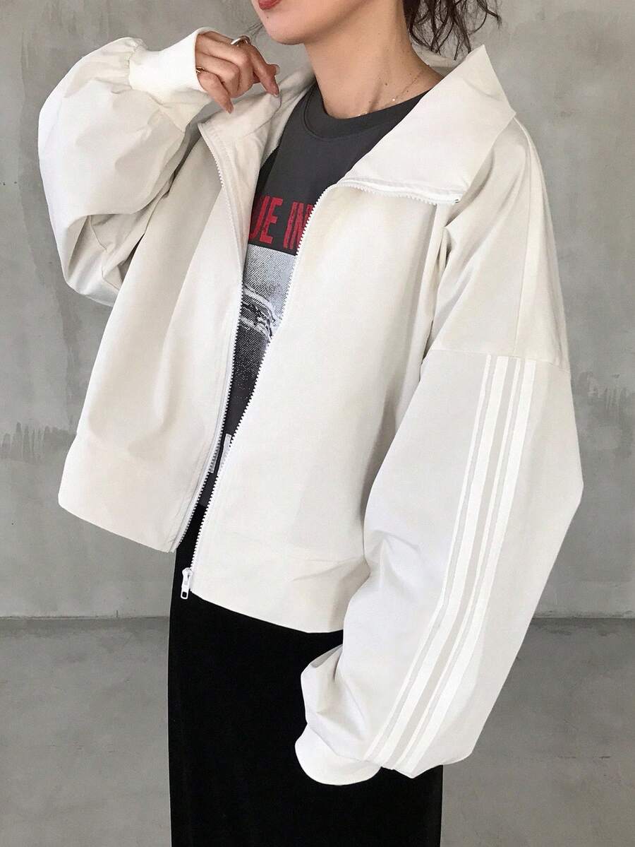 FRIFUL Women's Loose Contrast Color Jacket, Solid Color, Minimalist, Casual Everyday Wear,Back To School Clothes - White - View 1