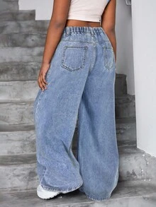 SHEIN 适合青少年女孩的休闲时尚蓝色牛仔宽松牛仔裤，柔软舒适，适合日常穿着，四季皆宜。秋冬季青少年女孩服装。 - 淺色水洗藍 - 查看 2