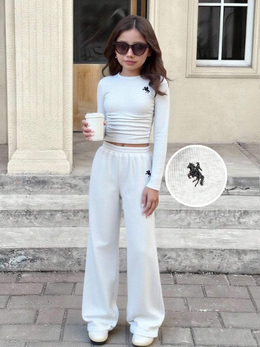 SHEIN Bộ đồ liền thân 2 món gồm áo len dài tay màu xám trơn đơn giản và quần dài cho bé gái tuổi teen, Bộ đồ liền thân thoải mái, tay dài, phù hợp mặc thường ngày vào mùa thu đông - Màu Xám nhạt - Xem 1