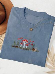 TaskSense 刺绣蘑菇T恤 田园T恤 植物自然T恤 格兰诺拉女孩图案T恤 野生动物刺绣礼物 仙女核心刺绣圆领T恤（女士） - 霧霾藍 - 查看 3