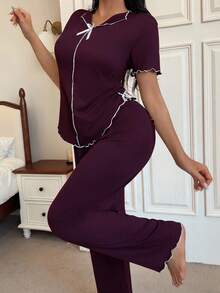 SHEIN Bộ 2 món áo sơ mi lụa sữa tay ngắn và quần dài cổ chữ V màu tím, thiết kế ngắn trước dài sau, kiểu dáng tối giản, thoải mái cho nữ, Côtesoire - Màu tím - Xem 3