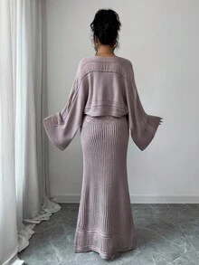 Elenzga 女士秋冬休闲针织毛衣上衣和镂空花卉图案开衫两件套，百搭优雅，适合外出、工作、上学、度假 - 灰色 - 查看 2