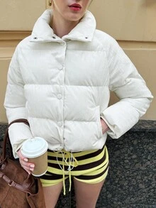 Muvela 女士高领长袖棉质外套，带口袋，下摆抽绳，保暖舒适，法式优雅，适合日常穿着、教师节、情人节、圣诞节、万圣节、居家、下午茶、派对、冬季、旅行、机场等场合，是一款百搭的冬季单品。 - 卡其色 - 查看 7