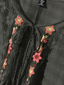 CosyJoli Camisa casual de vacaciones con parches de encaje y flecos en el bajo, talla grande