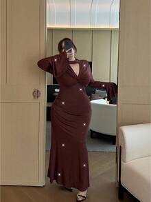Flirla Plus Size Sexy Solid Color Deep V Sparkly Decor Fitted Dress - Coffee Brown - View 3