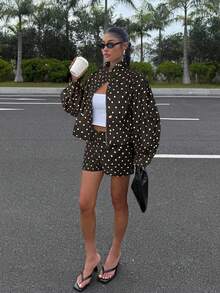 Muchica 2 件套女士波尔卡圆点印花长袖拉链夹克和短裤休闲宽松 Y2K 服装，2025 年秋季 - 咖啡棕 - 查看 4