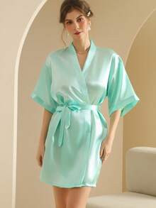 SHEIN 1PC Women's Solid Elegant Tie Belt Short Satin Silk Robe Soft Sleepwear For Bride Bridesmaid Homecoming Fall Winter Nightwear Loungewear Bathrobe Holiday Gift Valentine's Day - Green - View 5