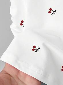 SHEIN Blusa de manga corta con cintura fruncida y versátil, con estampado de cerezas en todo el diseño, para verano - Blanco - Ver 4