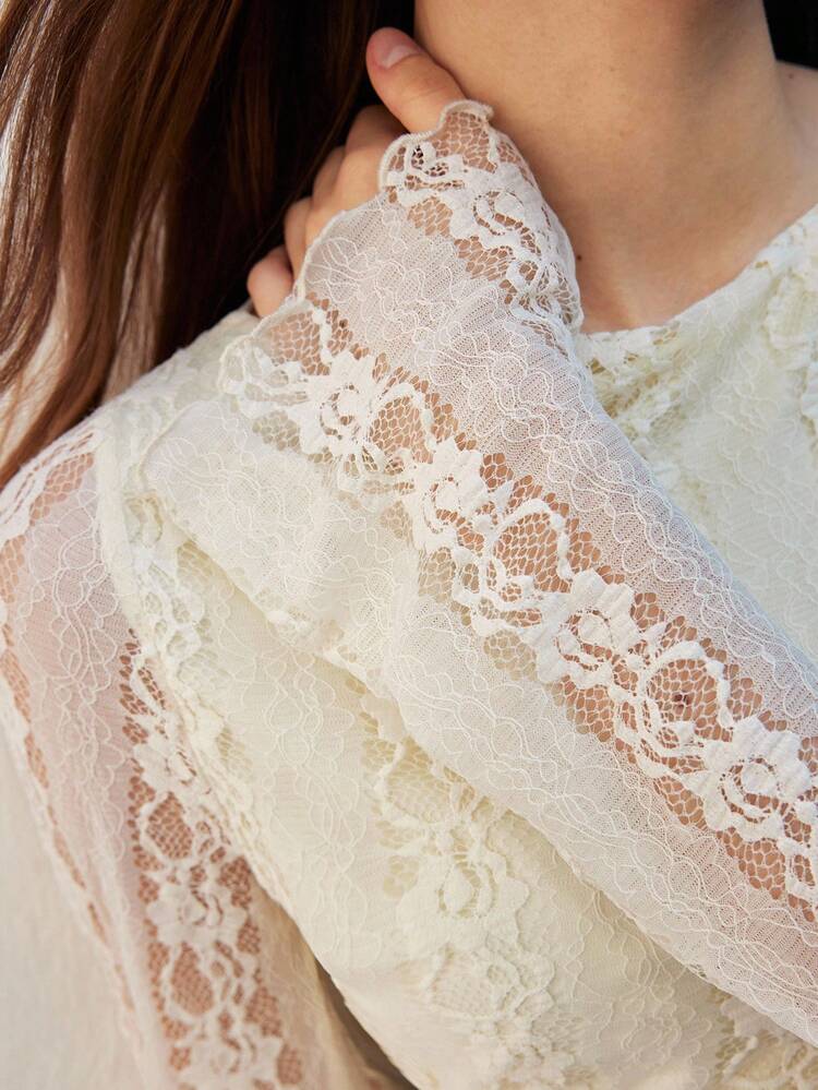 SHEIN Maija Women's Round Neck Lace Long Sleeve Fitted Elegant Fashion Mini Dress Wedding Guest Dress Women Wedding Guest Dress Elegant Modern Party Shiny Fashion Party Gathering Outfit Essential Sparkling Sequins Hot Diamond Back To School Party Club Party Social Party Festival Women's Party Clothing Modern Urban Casual Fashion Business Casual Women's Office Wear Low-Key Old Money Style Effortless Temperament High-End Urban Commuting High-Quality Airport Christmas Women's Clothing