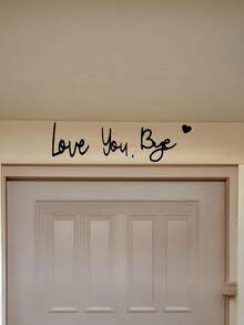 SHEIN 1件裝「Love You Bye」黑色橫幅，毛氈裝飾，牆面標誌裝飾，走廊入口、臥室，溫馨裝飾橫幅 - 黑色. - 查看 2