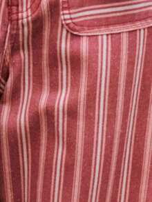 Nöista 这款阔腿喇叭条纹裤采用高腰设计，配有超大前口袋，打造出别致优雅的廓形，非常适合女性冬季服装、精致休闲造型、精致日常装扮、节日圣诞装扮和现代新年装束。 - 粉色 - 查看 5