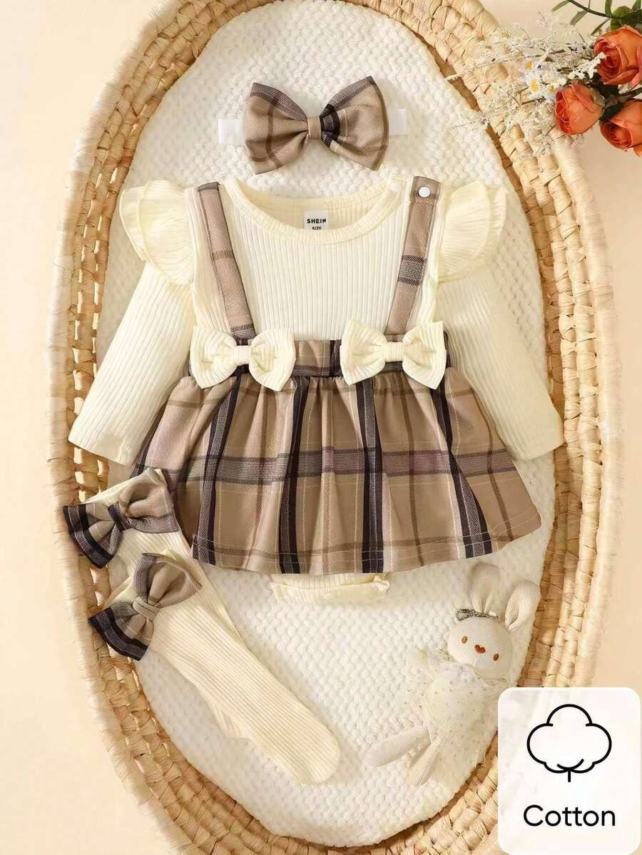SHEIN Pelele de manga larga a rayas y a cuadros en beige para recién nacidos, con diadema y calcetines a juego. Nuevo estilo de tela cómoda y elegante para otoño e invierno, adorable. - Beis - Ver 1