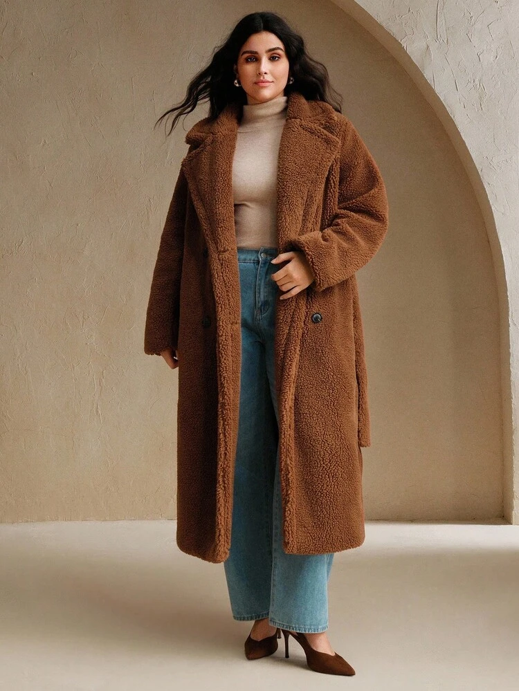 プラスサイズ レディース ロング フェイクシェアリング テディコート、プラスサイズ襟、ベルト付きウエスト、ダブルブレスト、ファッションアウターウェア 秋冬、お出かけ、エレガント、フォーマル、パーティー、シック、新年、クリスマス、仕事、卒業式、結婚式