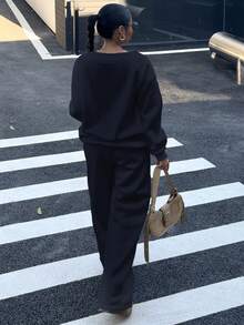 Muchica Set de sudadera y pantalón de chándal de felpa esponjosa con estampado de NYC en azul marino, cuello en V, holgado y elástico, para otoño/invierno - Azul Marino - Ver 2