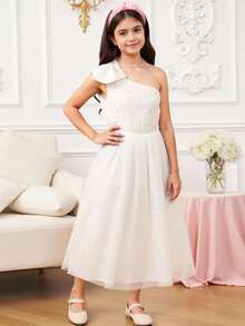 Vestido con volantes de malla, escote con hombros al descubierto, detalles de perlas y rhinestones y moño para niñas preadolescentes - Blanco - Ver 4