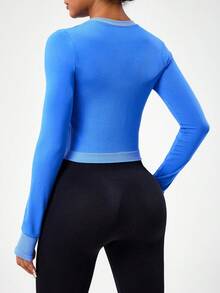 SHEIN Sports Camiseta deportiva de manga larga con cuello redondo y ajuste ceñido con estampado gráfico para mujer, top activo azul de manga larga para gimnasio y actividades - Azul - Ver 2