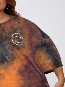 SHEIN CURVE+ Women's Tie Dye Printed Round Neck Short Sleeved T-Shirt In Plus Size For Summer/Plus Size T Shirtsummer/Country/Beach Vacation Outfits/Beach Outfits/Beach Wear