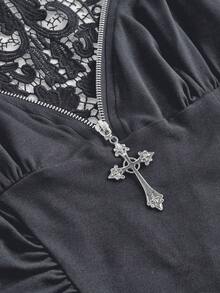 ROMWE Goth Camiseta sin espalda con cuello cruzado, encaje y parches, de estilo vintage Y2K