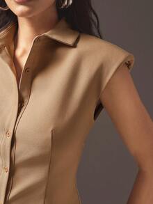 Hauture Old Money Elegant Camel Summer Office Blouse For Women, Business Casual Waist Cinched Sleeveless Button Down Top,High Fashion Minimalist Workwear - Khaki - View 2