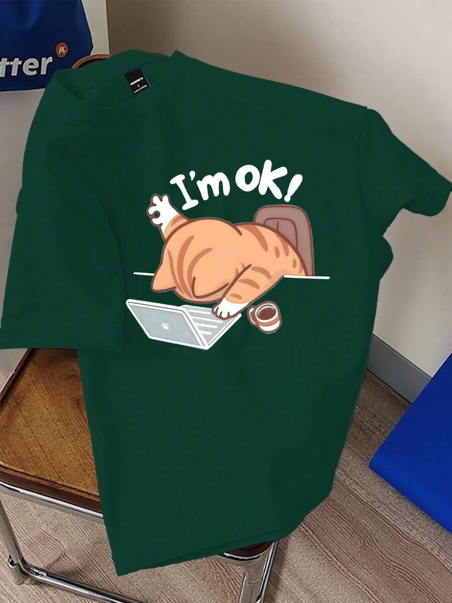 Claim Dot 男士休闲字母和猫咪印花圆领短袖T恤，夏季 - 墨綠色 - 查看 1