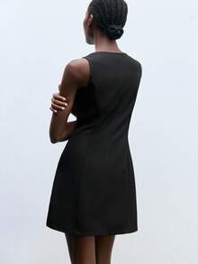 Maija 女士黑色金属花朵装饰设计夏季休闲连衣裙，无袖圆领公主剪裁侧口袋商务通勤优雅办公室女士服装，低调复古别致都市社交名媛节日派对时尚迷你连衣裙