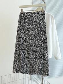 SHEIN Holidaya Váy Maxi xẻ đùi họa tiết hoa nhỏ xinh cho kỳ nghỉ đi biển dành cho nữ - Đen và trắng - Xem 2