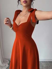 Lyxana 无袖系带蝴蝶结腰身A字优雅浪漫女式连衣裙 - 鏽棕色 - 查看 4