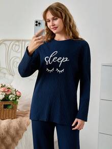 Set comodo e casual con ricamo di slogan