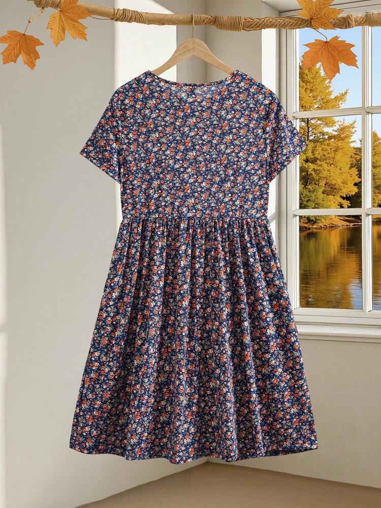 Plus Size Women Ditsy Floral Round Neck Short Sleeve Pockets Casual Dress,Summer Outfits For Women,Vacation Outfits For Women,Holiday Outfits Boho,Summer Dresses For Women,Dresses Casual
