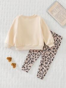 Cozy Pixies 2件套女婴字母印花圆领插肩袖保暖内衬卫衣裤套装，秋冬蝴蝶结女婴套装，猎豹纹套装，婴儿豹纹套装，动物印花童装 - 彩色 - 查看 2