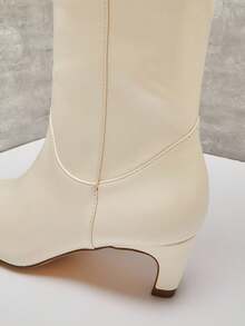 SHUZIA Nuevas botas altas versátiles de mujer de punta fina con tacón de gatito, de PU, cálidas y cómodas, para uso diario, otoño, invierno y vacaciones - Blanco - Ver 7